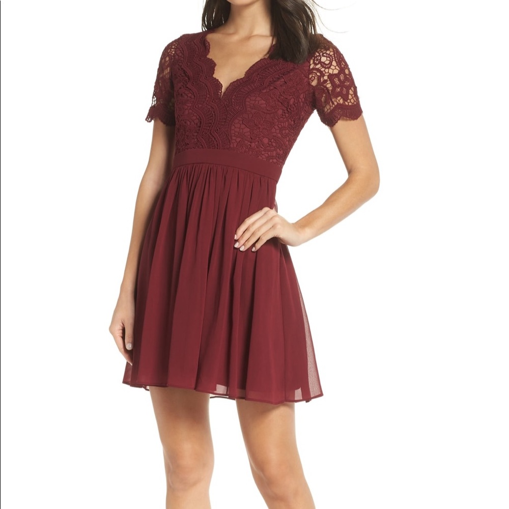 COPY - Lulus angel in disguise lace and chiffon dress xs